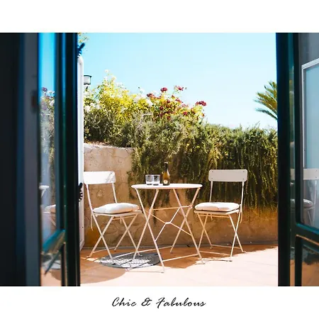 Guest house Lia - Private With Garden And Tub Close To Eva E Cimbrone,
